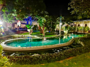 Отель Villa Costa Plenty  Денпасар